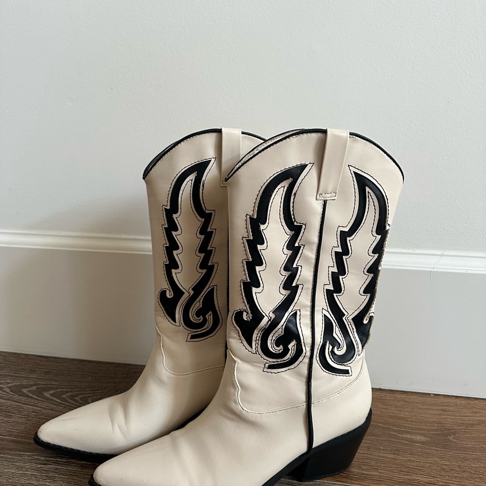 Princess Polly Black and White Western Boots